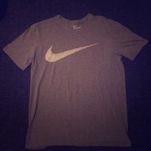 Nike T-shirt